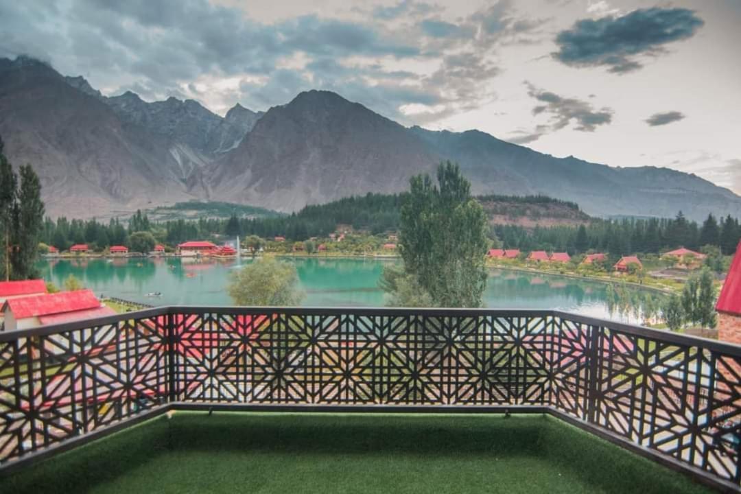 Tibet Hotel Skardu Extérieur photo
