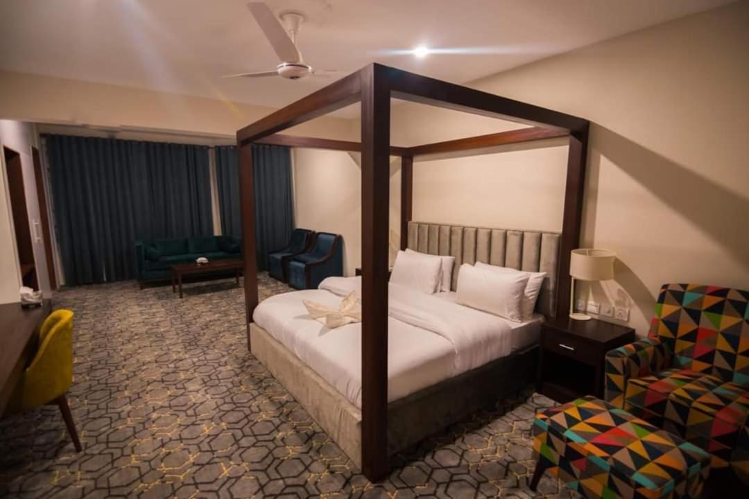 Tibet Hotel Skardu Extérieur photo